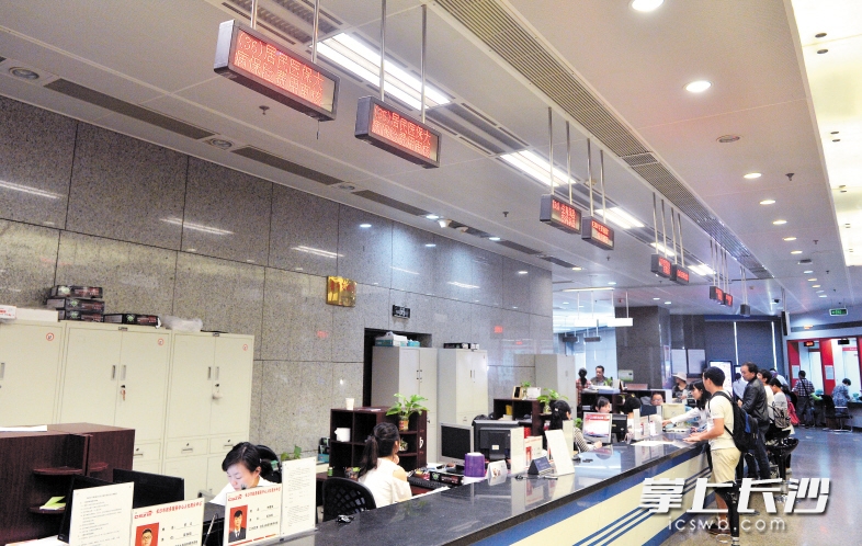 信阳同城24小时医保提取(同城医保卡转移怎么办理)